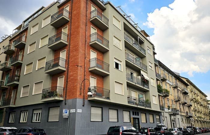 appartamento in vendita a Torino in zona Cit Turin