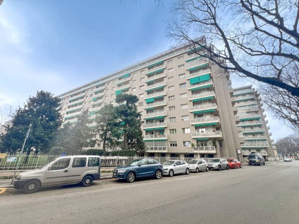 appartamento in vendita a Torino in zona Santa Rita