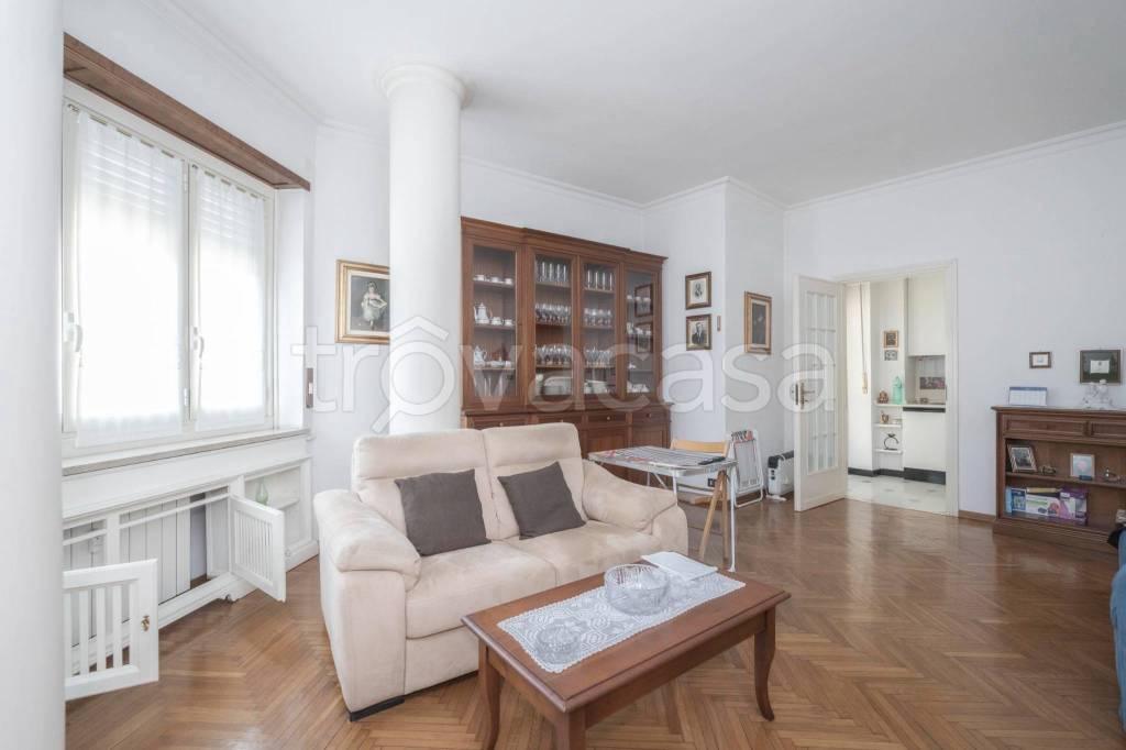 appartamento in vendita a Torino in zona Borgo San Paolo