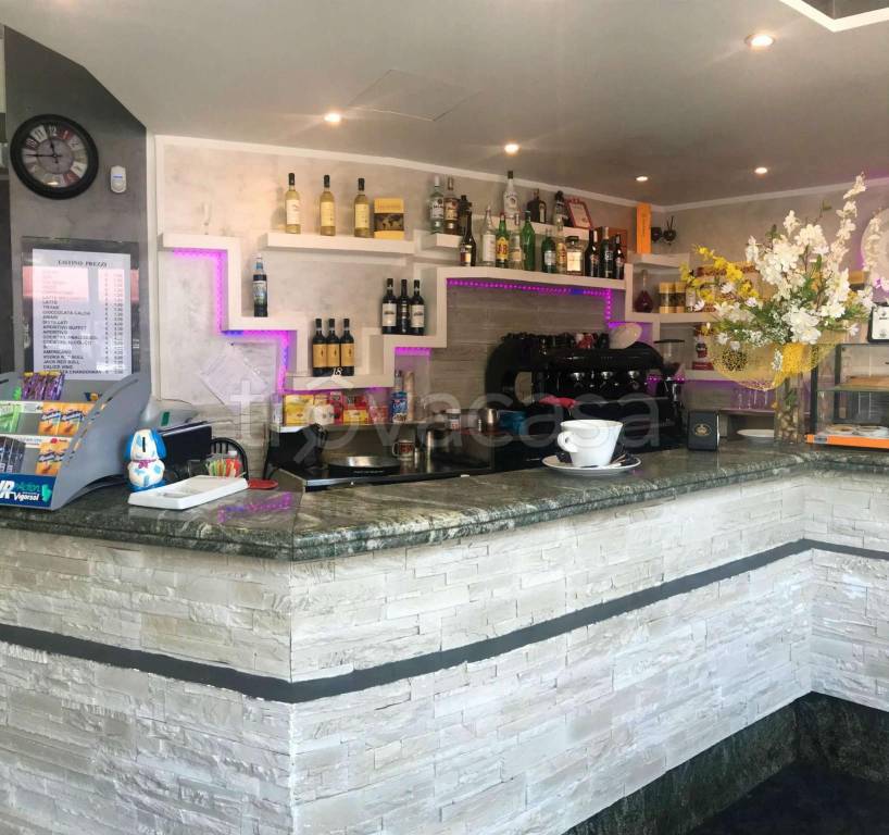 negozio in vendita a Torino in zona Santa Rita