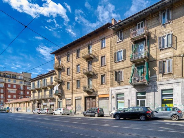 appartamento in vendita a Torino in zona Aurora