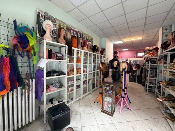 negozio in vendita a Torino in zona Barriera di Milano