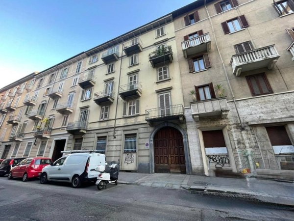 appartamento in vendita a Torino in zona Millefonti