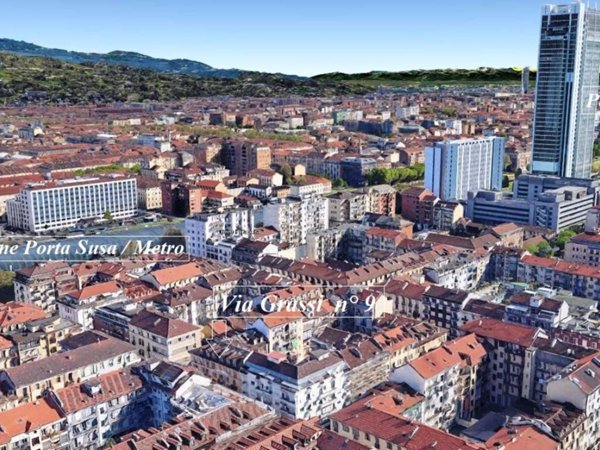 appartamento in vendita a Torino in zona Cit Turin