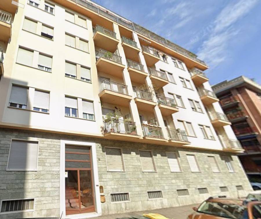 appartamento in vendita a Torino in zona Cit Turin