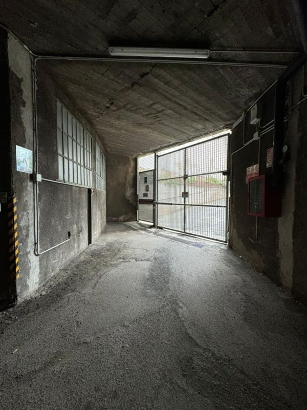 negozio in vendita a Torino in zona San Donato