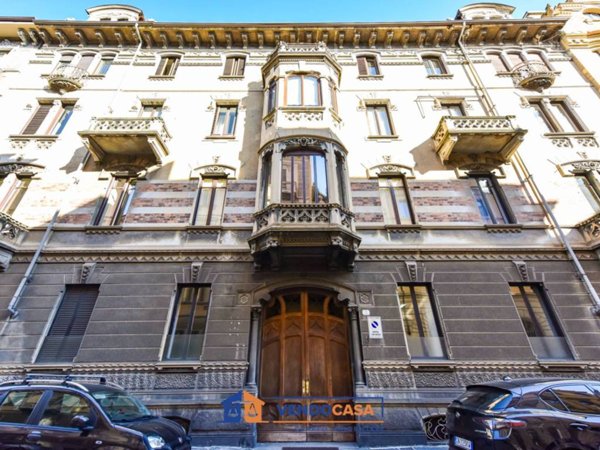 ufficio in vendita a Torino in zona Centro Storico