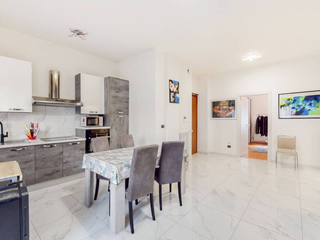 appartamento in vendita a Torino in zona Santa Rita