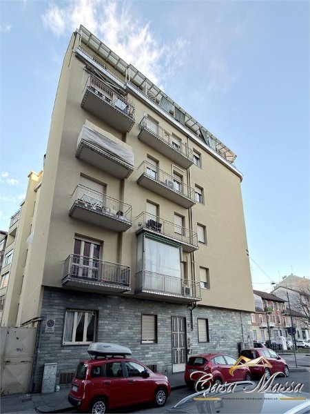 appartamento in vendita a Torino in zona Borgo San Paolo