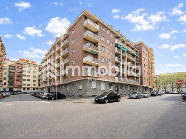 appartamento in vendita a Torino in zona Borgo San Paolo