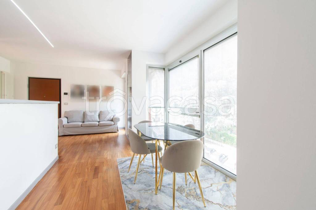 appartamento in vendita a Torino in zona Lingotto