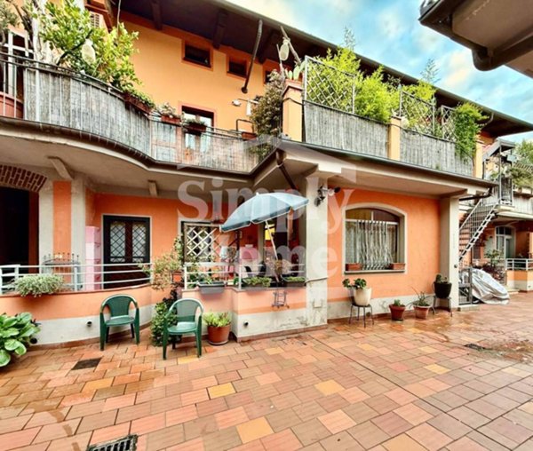 appartamento in vendita a Torino in zona Borgata Vittoria