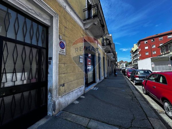 negozio in vendita a Torino in zona Madonna di Campagna