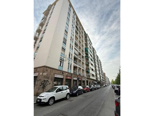 appartamento in vendita a Torino in zona Borgo San Paolo