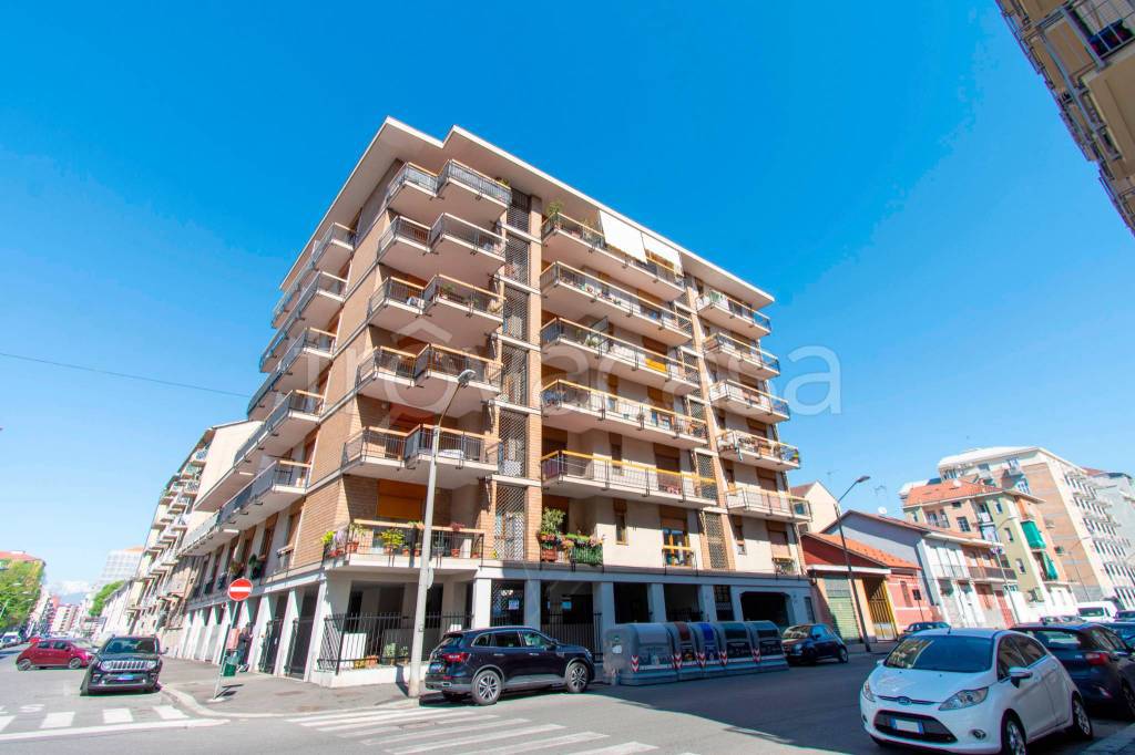 appartamento in vendita a Torino in zona Madonna di Campagna