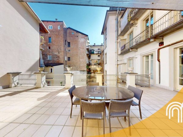 appartamento in vendita a Torino in zona Centro Storico