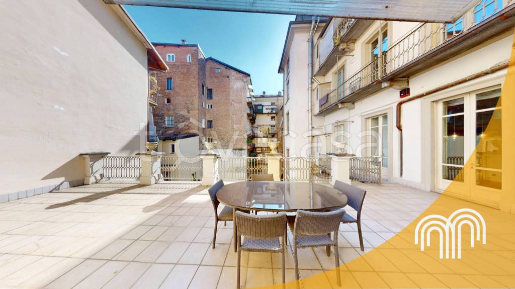 appartamento in vendita a Torino in zona Centro Storico