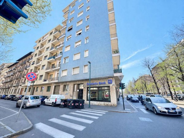 appartamento in vendita a Torino in zona Cenisia