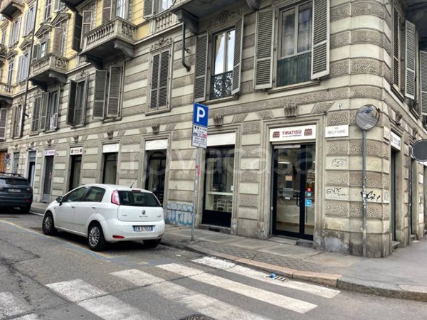 negozio in vendita a Torino in zona San Salvario