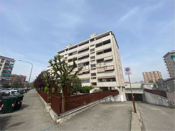 appartamento in vendita a Torino in zona Lucento