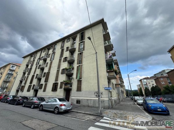 appartamento in vendita a Torino in zona Lingotto