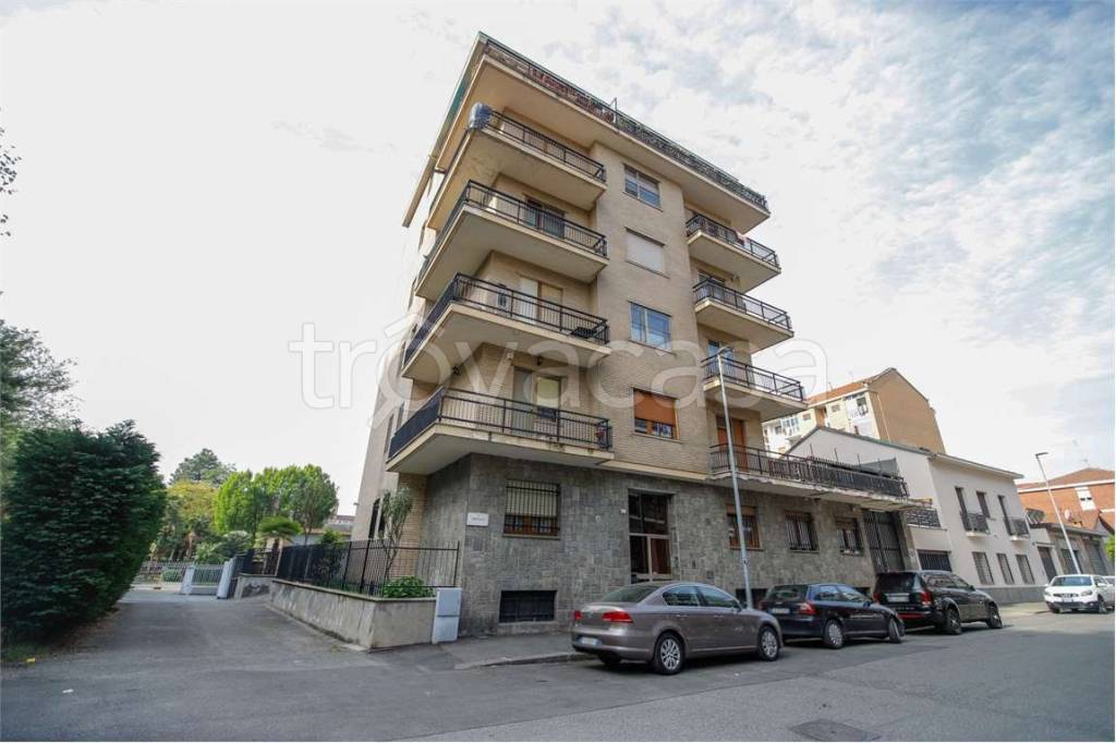 appartamento in vendita a Torino in zona Rebaudengo