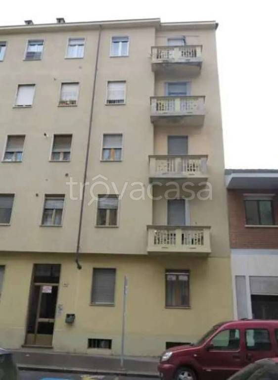 appartamento in vendita a Torino in zona Borgata Vittoria