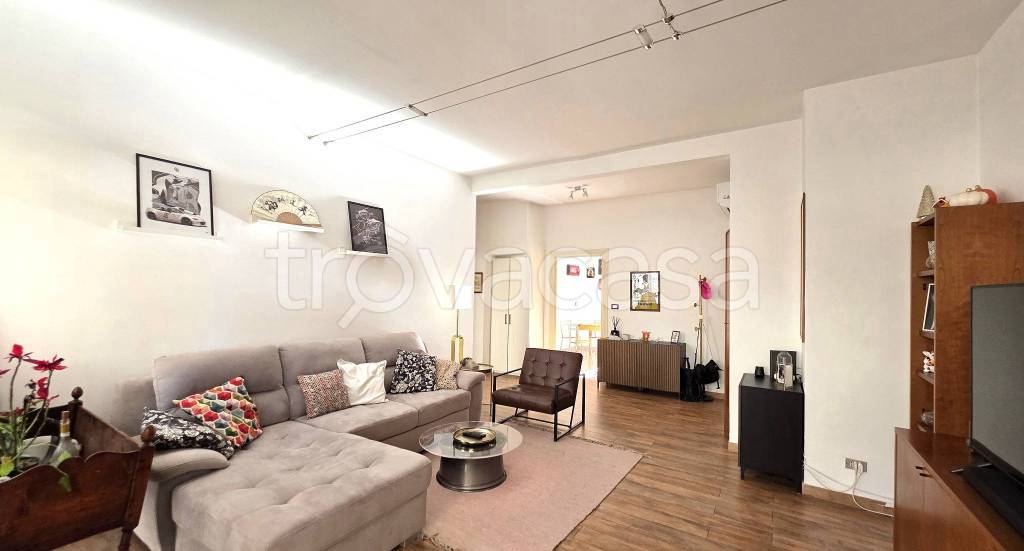 appartamento in vendita a Torino in zona Cenisia