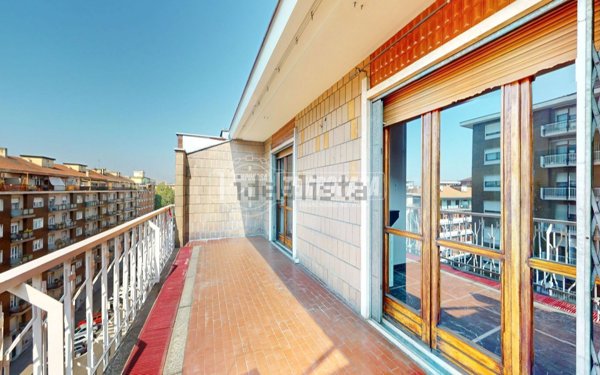 appartamento in vendita a Torino in zona Santa Rita