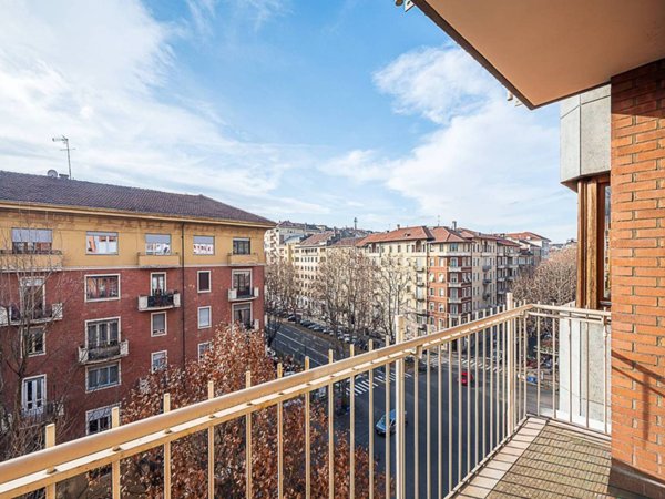 appartamento in vendita a Torino in zona Crocetta