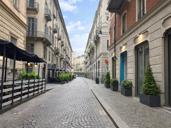 appartamento in vendita a Torino in zona Centro Storico