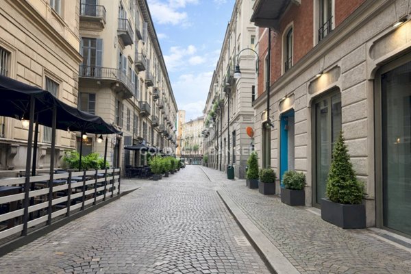 appartamento in vendita a Torino in zona Centro Storico