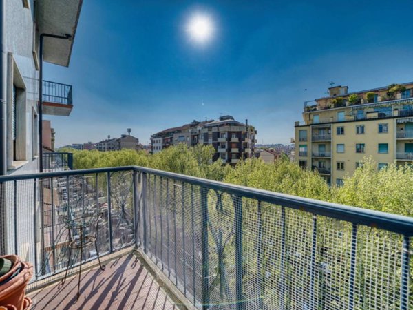 appartamento in vendita a Torino in zona Parella