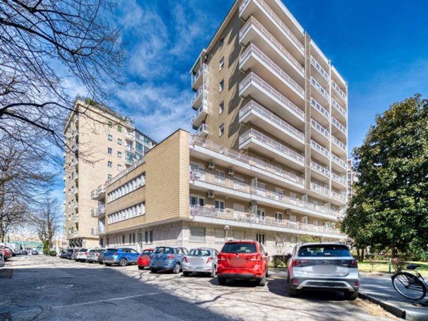 appartamento in vendita a Torino in zona Mirafiori Sud