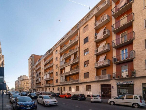 appartamento in vendita a Torino in zona Borgata Vittoria