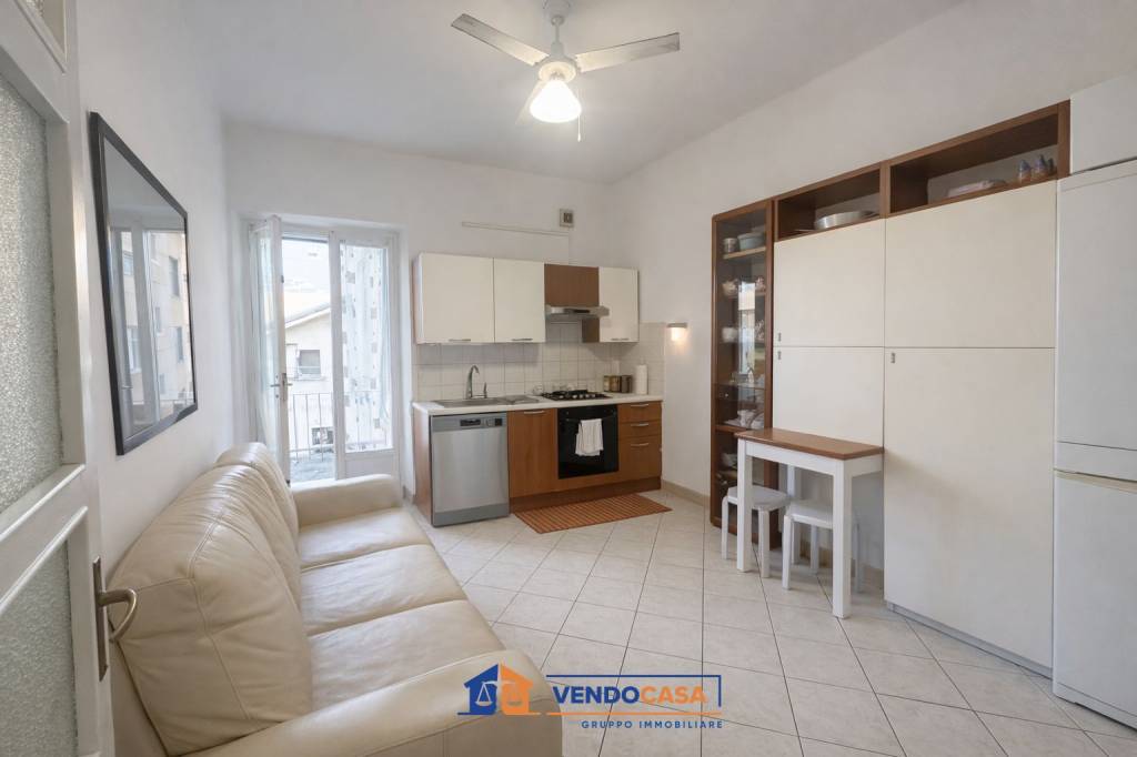 appartamento in vendita a Torino in zona Lingotto