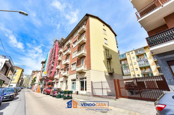 appartamento in vendita a Torino in zona Lingotto