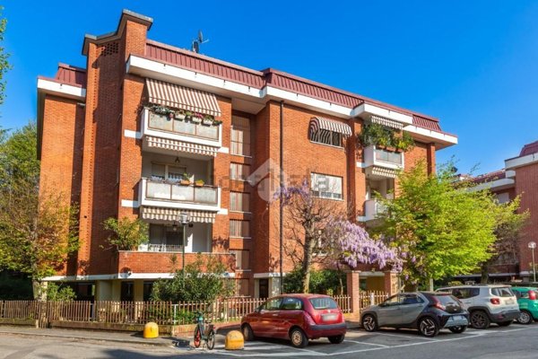 appartamento in vendita a Torino in zona Parella