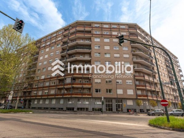 appartamento in vendita a Torino in zona Santa Rita