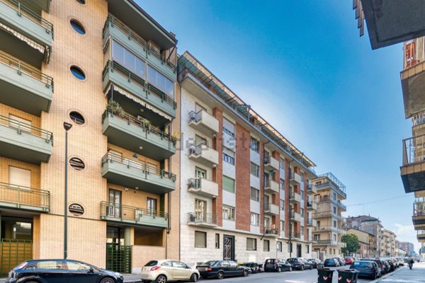 appartamento in vendita a Torino in zona Parella