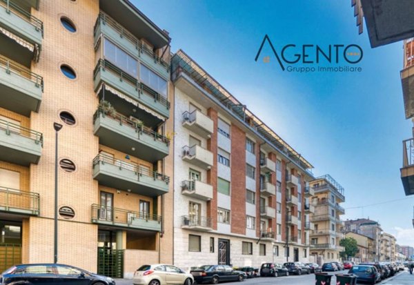 appartamento in vendita a Torino in zona Parella