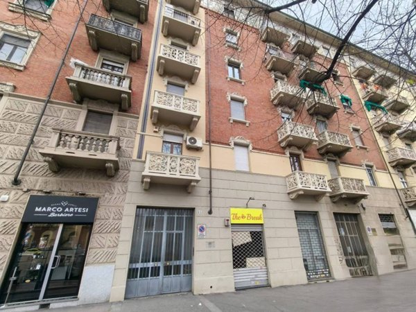 appartamento in vendita a Torino in zona Lingotto