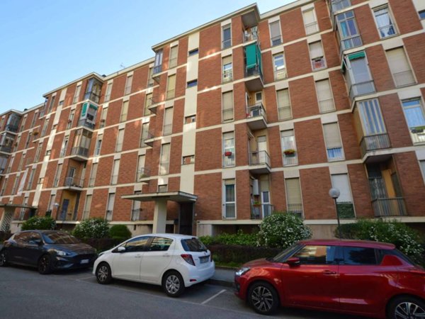 appartamento in vendita a Torino in zona Santa Rita