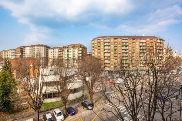 appartamento in vendita a Torino in zona Santa Rita