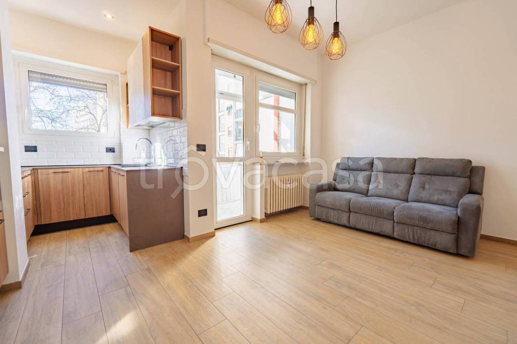 appartamento in vendita a Torino in zona Mirafiori Sud