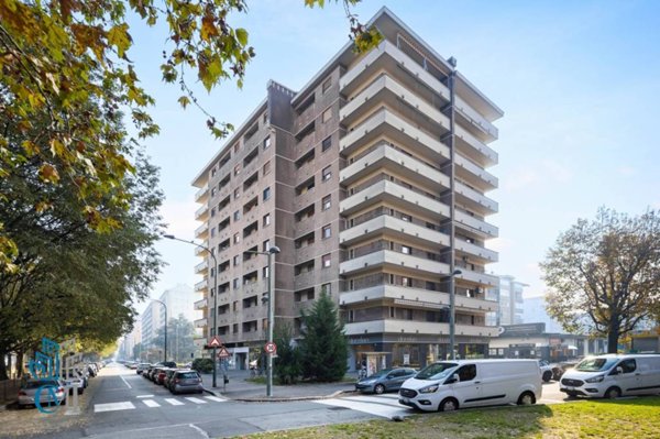 appartamento in vendita a Torino in zona Regio Parco