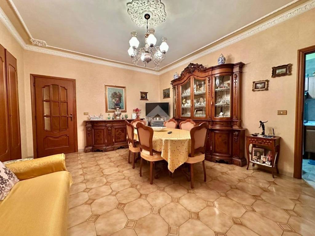 appartamento in vendita a Torino in zona Campidoglio