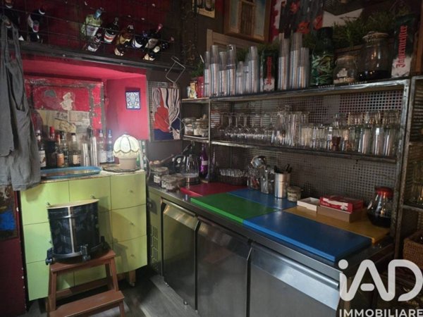 negozio in vendita a Torino in zona San Salvario