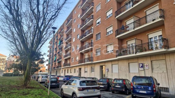 appartamento in vendita a Torino in zona Regio Parco