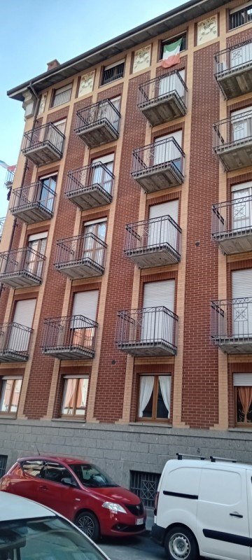 appartamento in vendita a Torino in zona Cenisia